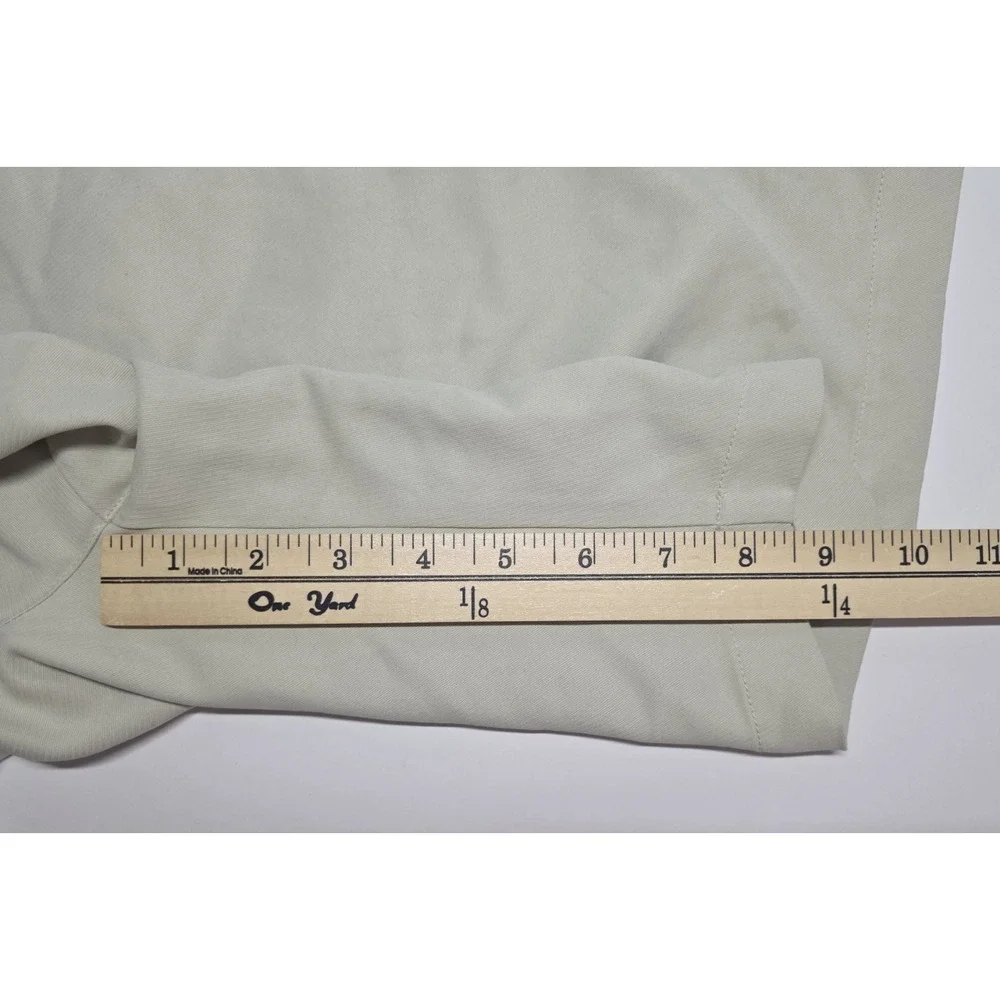 Tommy Bahama Mens Size 36 100% Silk‎ Beige Chino Short
